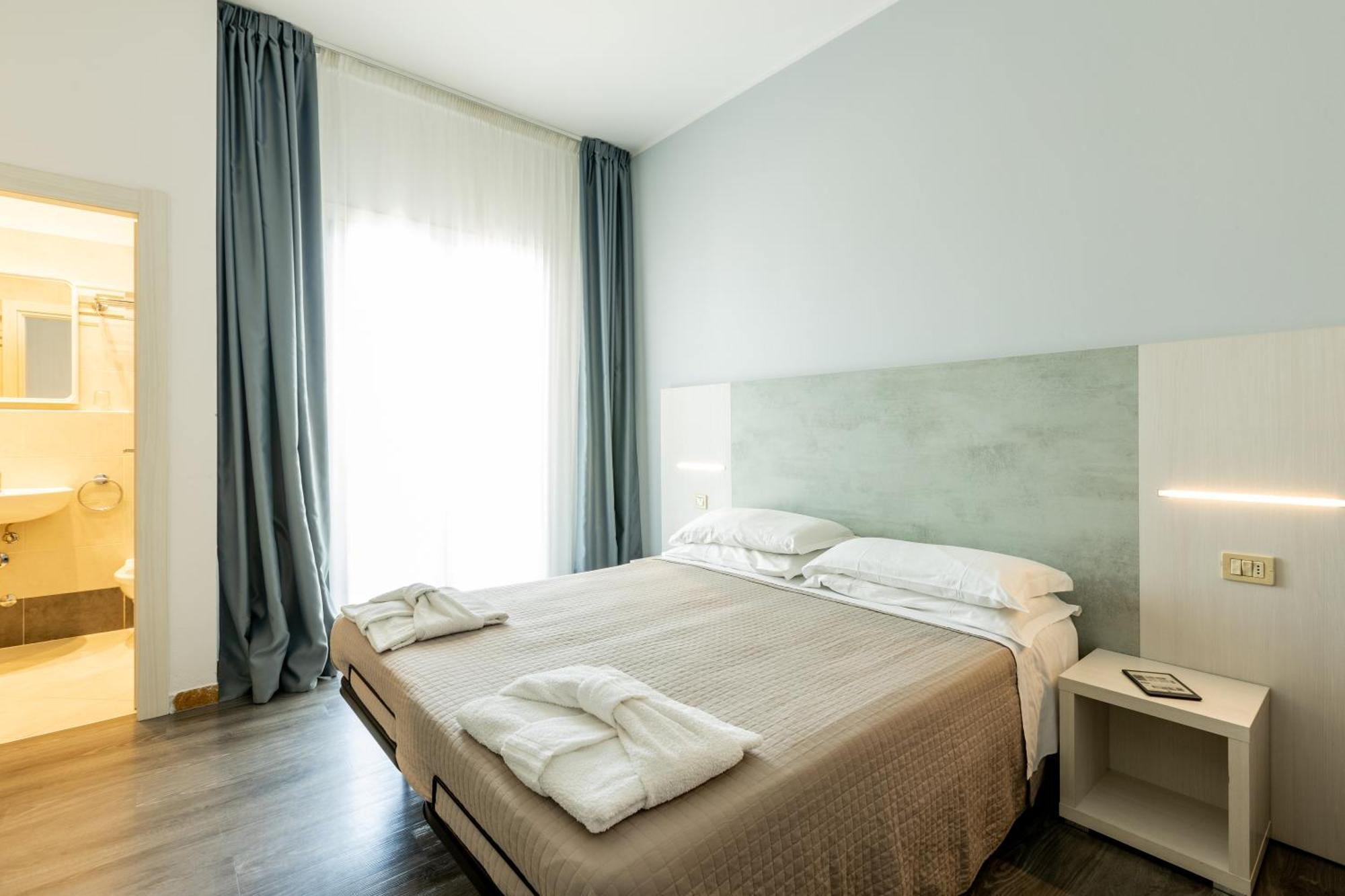Hotel Kim Rimini Extérieur photo