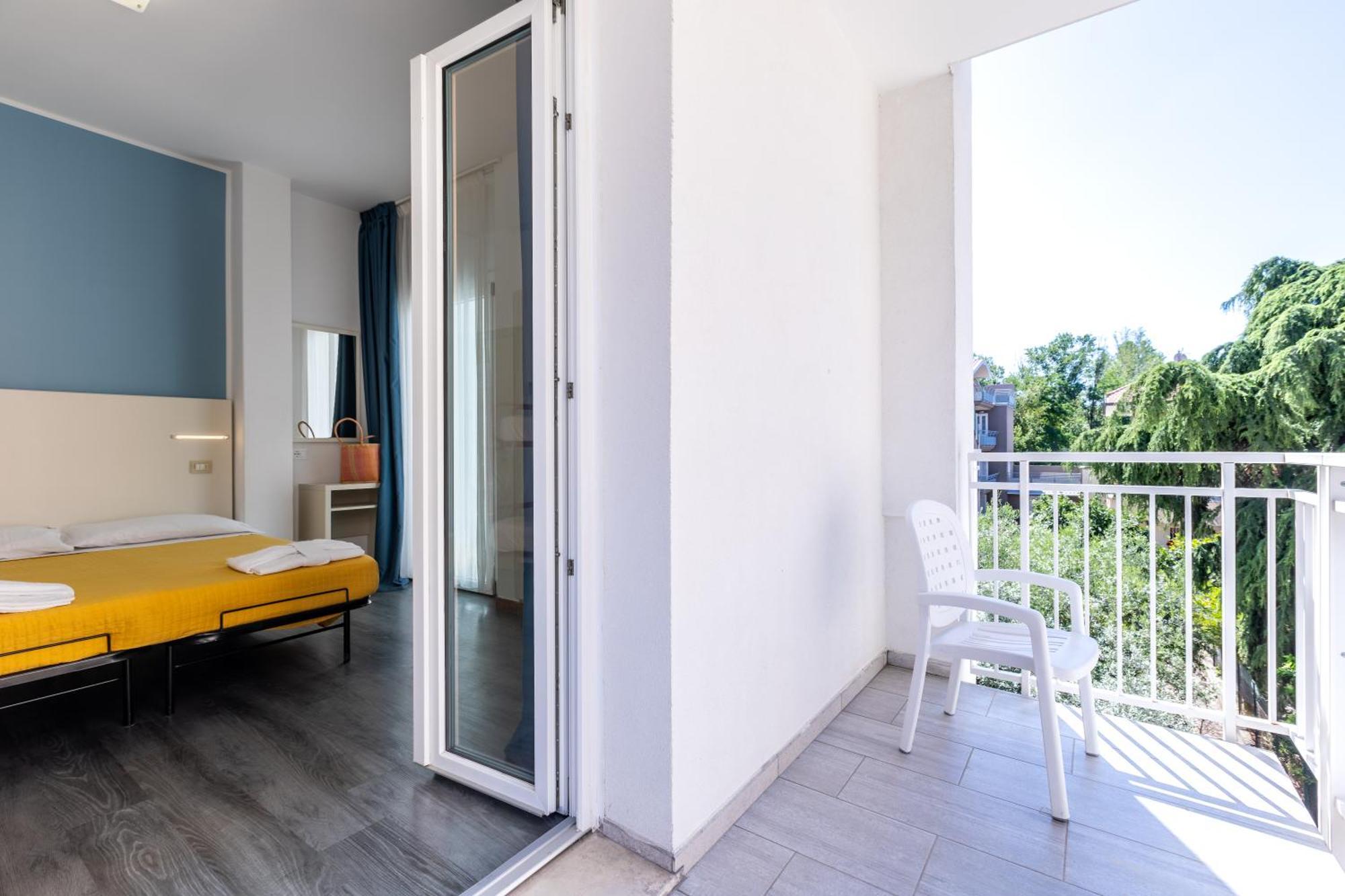 Hotel Kim Rimini Extérieur photo