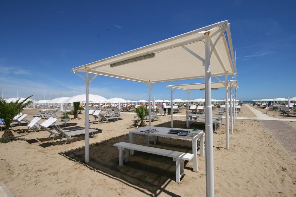 Hotel Kim Rimini Extérieur photo