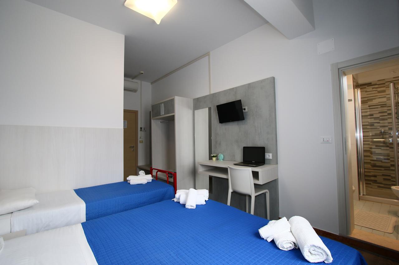 Hotel Kim Rimini Extérieur photo